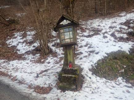 27 kapela pred kamno gorico